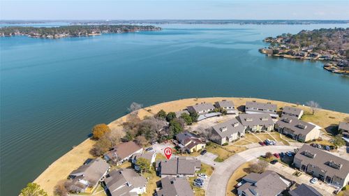 17 April Point Dr N, Montgomery, TX, 77356-5811 | Card Image