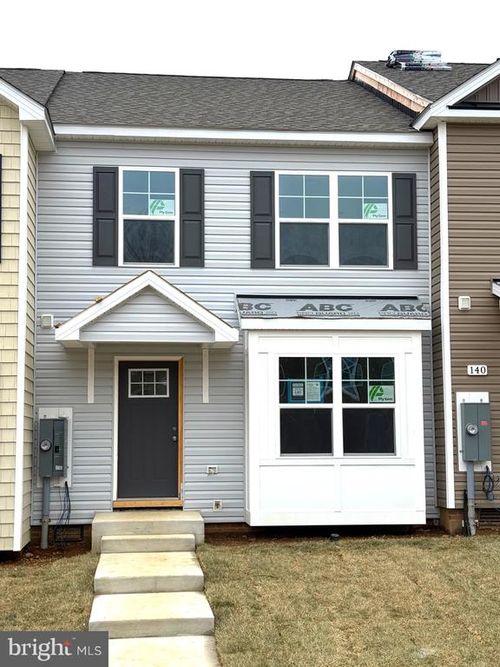 144 Olga Dr, MARTINSBURG, WV, 25403-1807 | Card Image