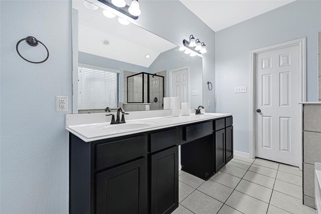 9002 Saint Laurent Ln, House other with 3 bedrooms, 2 bathrooms and 2 parking in Houston TX | Image 21