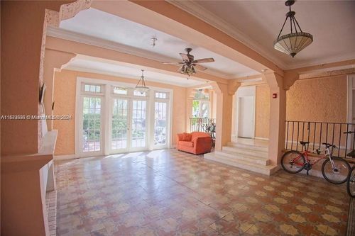 apt-8-642 Michigan Ave, Miami Beach, FL, 33139-6022 | Card Image