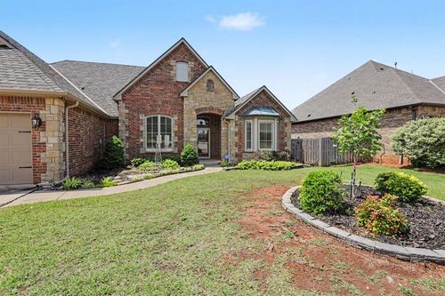 816 Winning Colors Drive, Edmond, OK, 73025 | Card Image