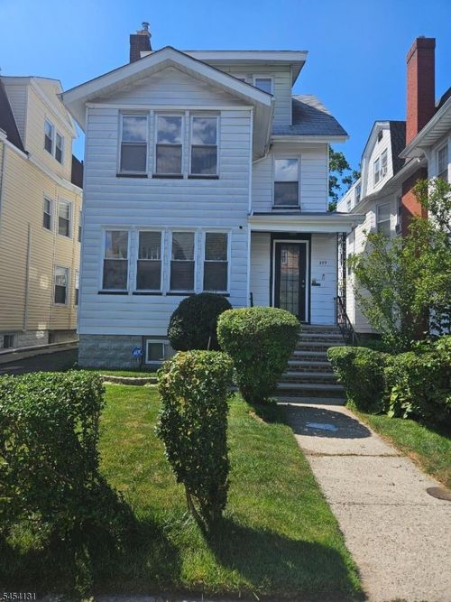 2-275 S Burnett St, East Orange, NJ, 07018-2502 | Card Image