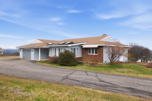 214 Gunstock Hill Rd, Gilford, NH, 03249-7560 | Card Image