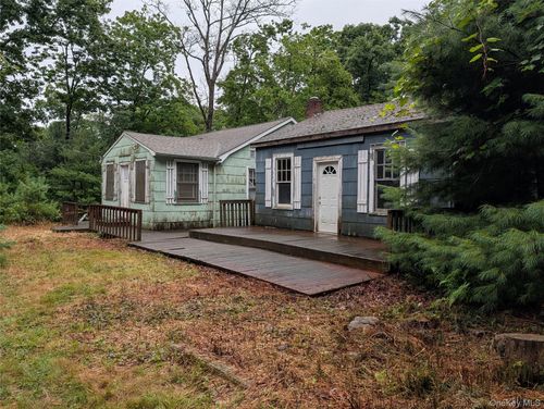 5-7 Summer St, Wurtsboro, NY, 12790-5112 | Card Image