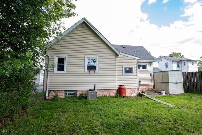 122 Wesley Ave, House other with 2 bedrooms, 1 bathrooms and null parking in Youngstown OH | Image 4