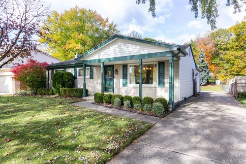 14603 Cornell Dr, Sterling Heights, MI, 48313-3631 | Card Image