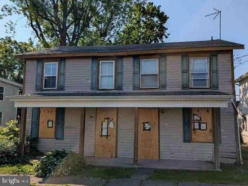 204 E 10th St, BERWICK, PA, 18603-2103 | Card Image