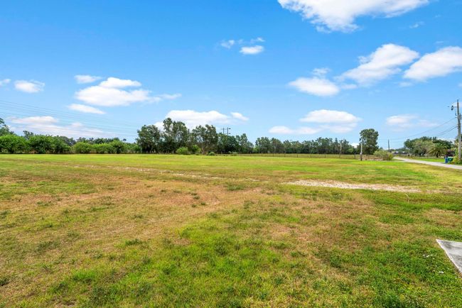 6800 Sw 172 Nd Ave, House other with 4 bedrooms, 3 bathrooms and null parking in SOUTHWEST RANCHES FL | Image 5