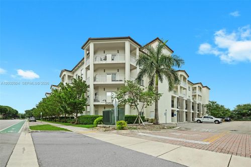 213-10950 Nw 82nd St, Doral, FL, 33178-1754 | Card Image