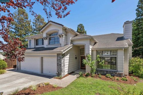 225 Valley Glen Ln, Martinez, CA, 94553-5873 | Card Image
