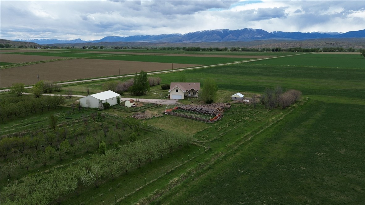 157 Hergenrider Rd, Bridger, MT 59014
