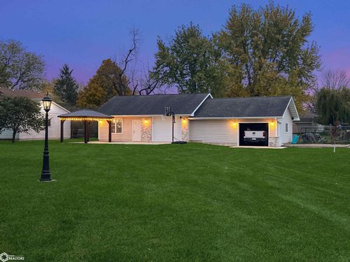 2009 Briardale Dr, Iowa Falls, IA, 50126-1615 | Card Image