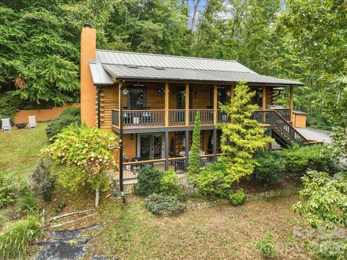 357 Rosewood Ln, Burnsville, NC, 28714-5618 | Card Image