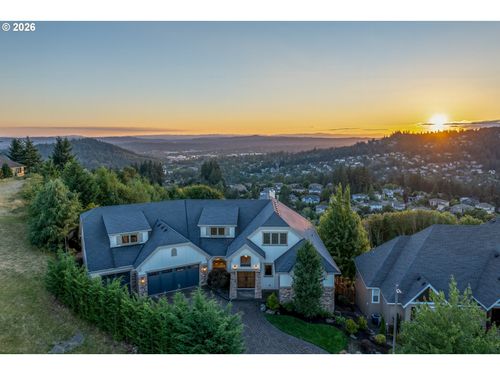 13857 Se Mountain Crest Dr, Happy Valley, OR, 97086-6751 | Card Image