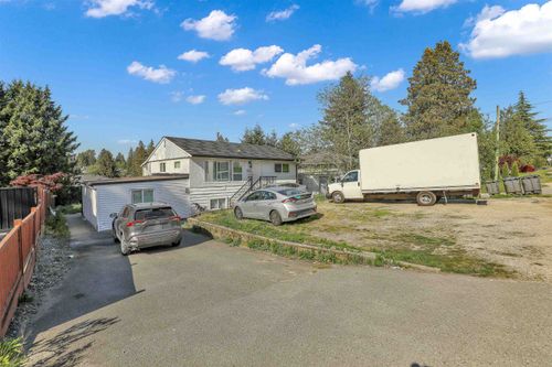 12841 98 Ave, Surrey, BC, V3T1B1 | Card Image