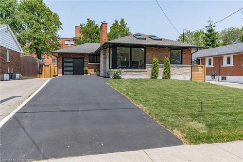 15 Hardale Cres, Hamilton, ON, L8T1X7 | Card Image