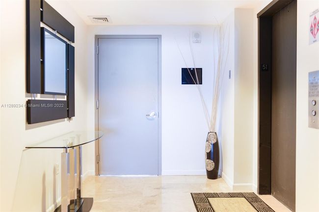 APT-5108 - 900 Biscayne Blvd, Condo with 2 bedrooms, 3 bathrooms and null parking in Miami FL | Image 5