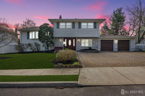 29 Carol Ln, Spotswood, NJ, 08884-1415 | Card Image