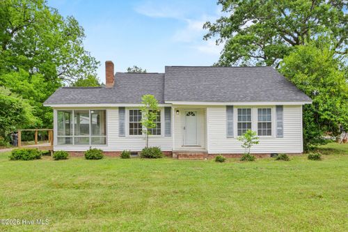 523 Hallsboro Rd S, Hallsboro, NC, 28442-9019 | Card Image
