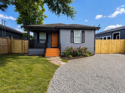 7902 Bowen St, Houston, TX, 77051-1616 | Card Image