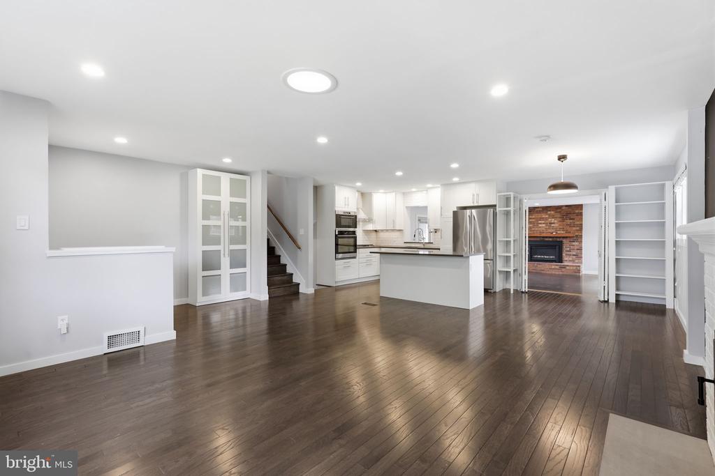 Residential in SPRINGFIELD 3