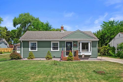 4300 Raymir Place, Wauwatosa, WI, 53222 | Card Image