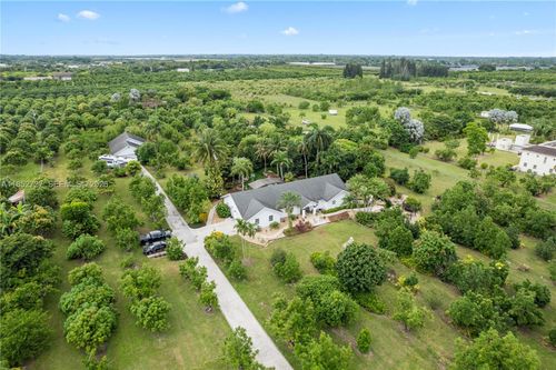 27800 Sw 182nd Ave, Homestead, FL, 33031-3303 | Card Image