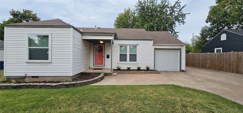 1430 S Erie Ave, Tulsa, OK, 74112-6318 | Card Image