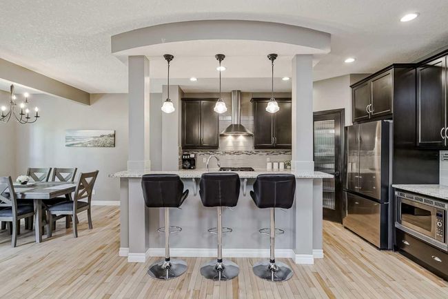 102 Marquis Grove Se, House other with 4 bedrooms, 4 bathrooms and 4 parking in Calgary AB | Image 9