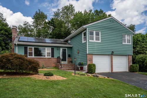 74 Lyman Rd, West Hartford, CT, 06117-1311 | Card Image