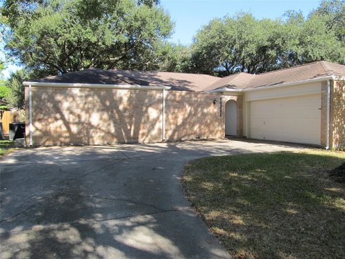 16211 Brookvilla Dr, Houston, TX, 77059-5401 | Card Image