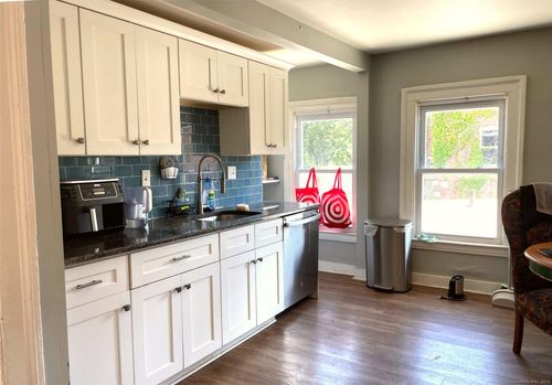 apt-2-48 Lyon St, New Haven, CT, 06511-0810 | Card Image