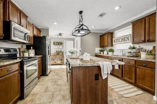 3536 Topsy Rd, Lake Charles, LA, 70611-6309 | Card Image