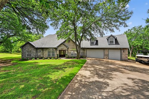 688 Lazy Acres Cir, Pottsboro, TX, 75076-3295 | Card Image