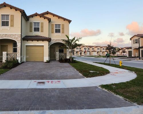 2429-2429 Se 28th Ave, Homestead, FL, 33035 | Card Image