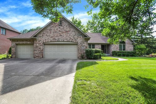 1456 Bent Tree Pl, Greenwood, IN, 46143-9083 | Card Image