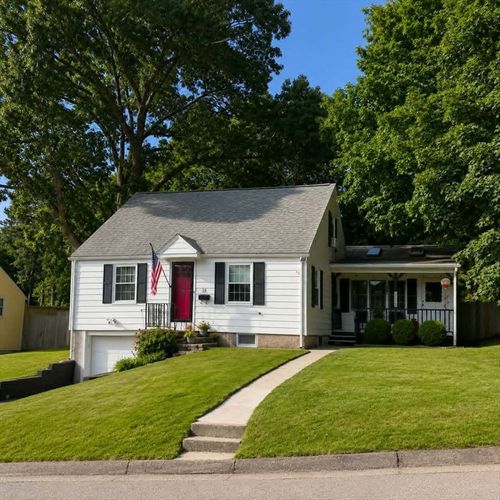 18 Hunnewell Rd, Worcester, MA, 01606-1310 | Card Image