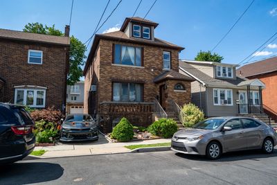 711 4 Th St, Home with 0 bedrooms, 3 bathrooms and null parking in Secaucus NJ | Image 2