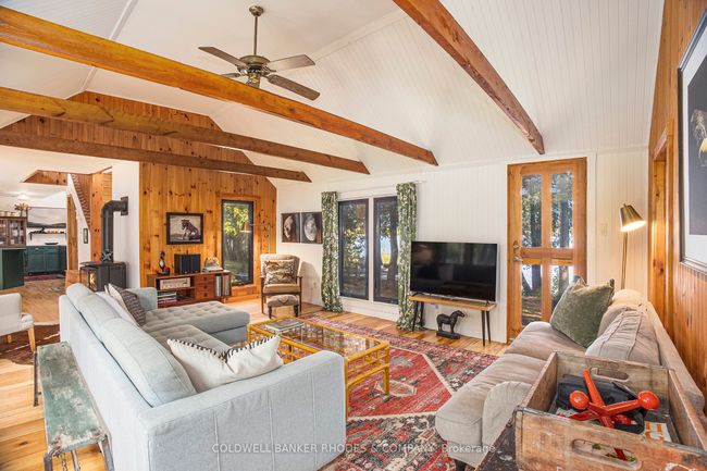 3412 Baskins Beach Rd, House other with 1 bedrooms, 2 bathrooms and 3 parking in Dunrobin ON | Image 6