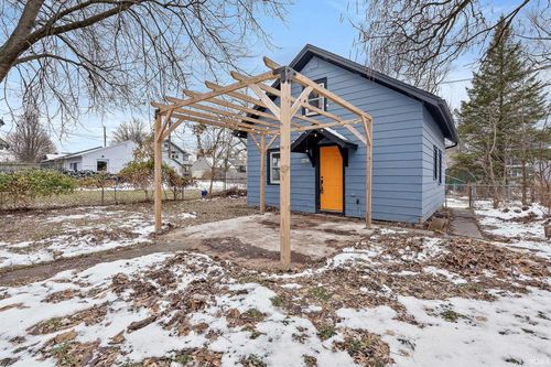 3802 Fairfield Ave, Fort Wayne, IN, 46807-2315 | Card Image