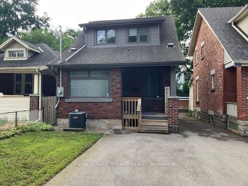 587 Rosedale St, London, ON, N6B2C7 | Card Image