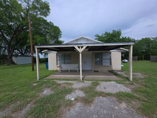932 Highway 171, Mexia, TX, 76667-3083 | Card Image