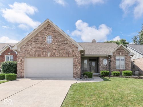 1645 Oakmere Way, Greenwood, IN, 46142-4810 | Card Image
