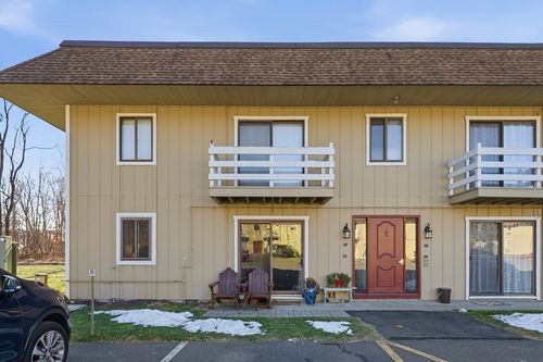 apt-33-82 S Maple St, Westfield, MA, 01085-4375 | Card Image