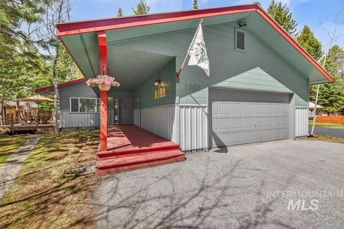 1007 Evergreen Dr, McCall, ID, 83638-3318 | Card Image