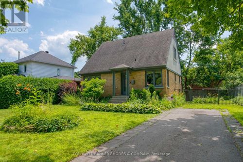 6 Jeffrey Ave, Ottawa, ON, K1K0E2 | Card Image