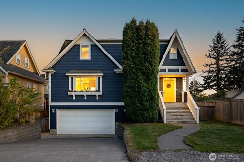2705 W Maryland St, Bellingham, WA, 98225-1571 | Card Image