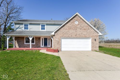 718 Marie Ln, Fortville, IN, 46040-9768 | Card Image