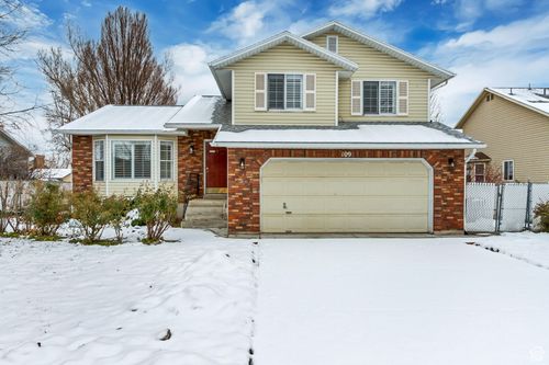 1095 W 450 S, Layton, UT, 84041 | Card Image