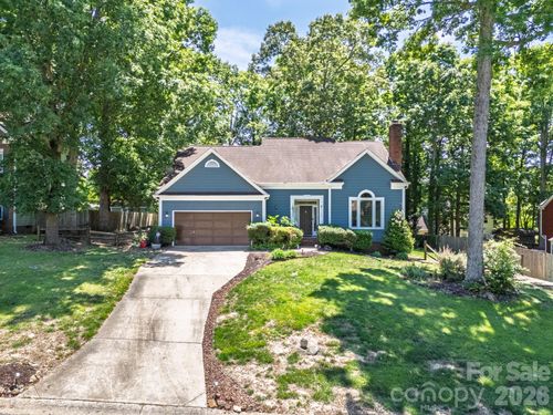 2133 Highland View Ln, Charlotte, NC, 28214-9425 | Card Image